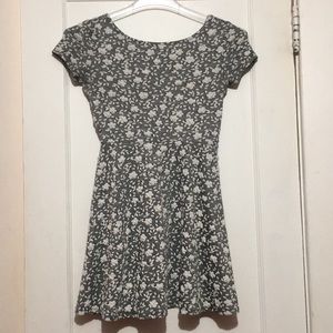 Forever 21 black and white floral dress 👗